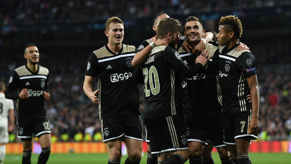 九游体育平台-关于阿贾克斯与南安普顿的较量十分激烈的信息