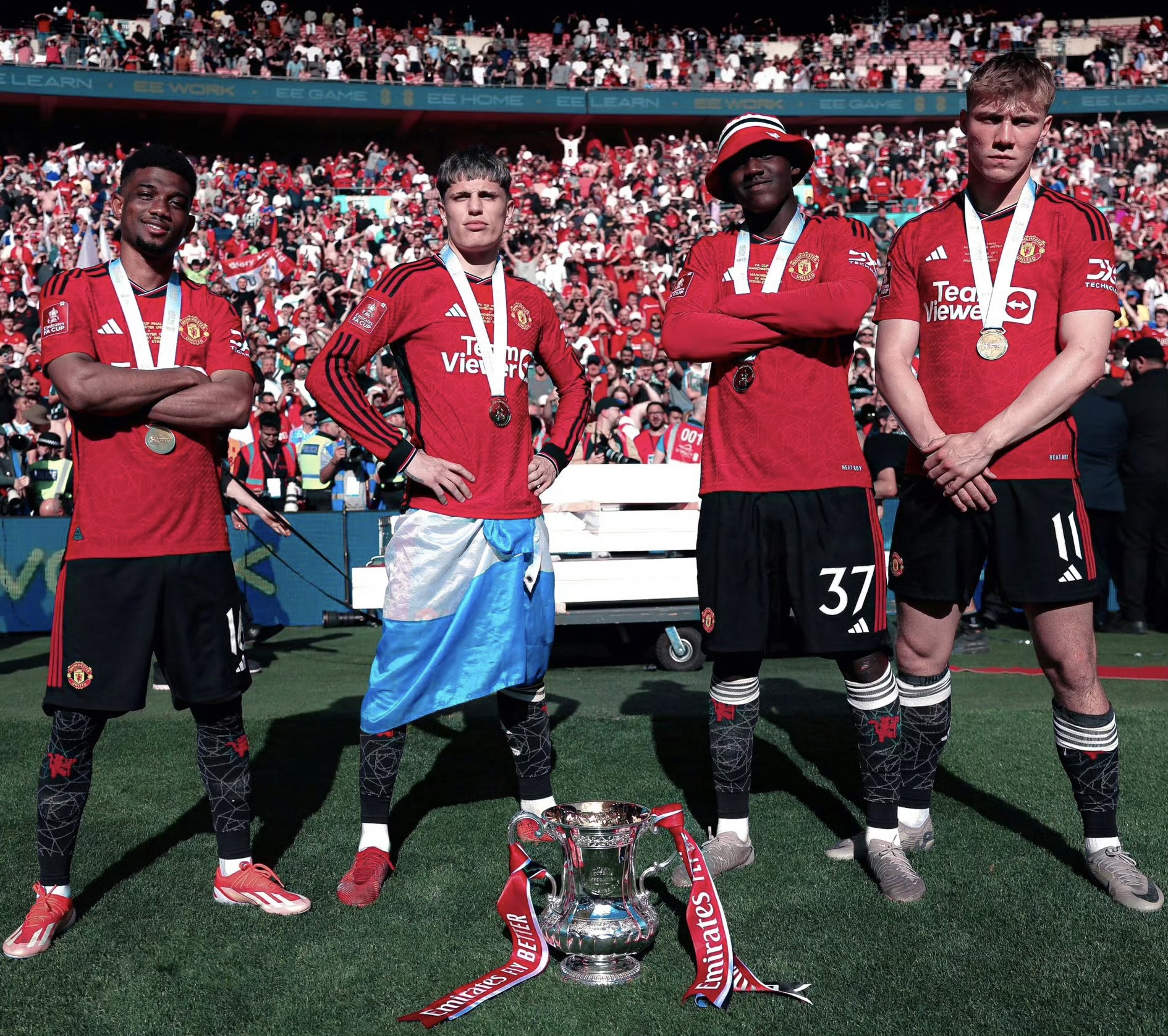 九游app下载-包含欧国联赛事传闻缭绕，球迷期待看到精彩比赛的词条