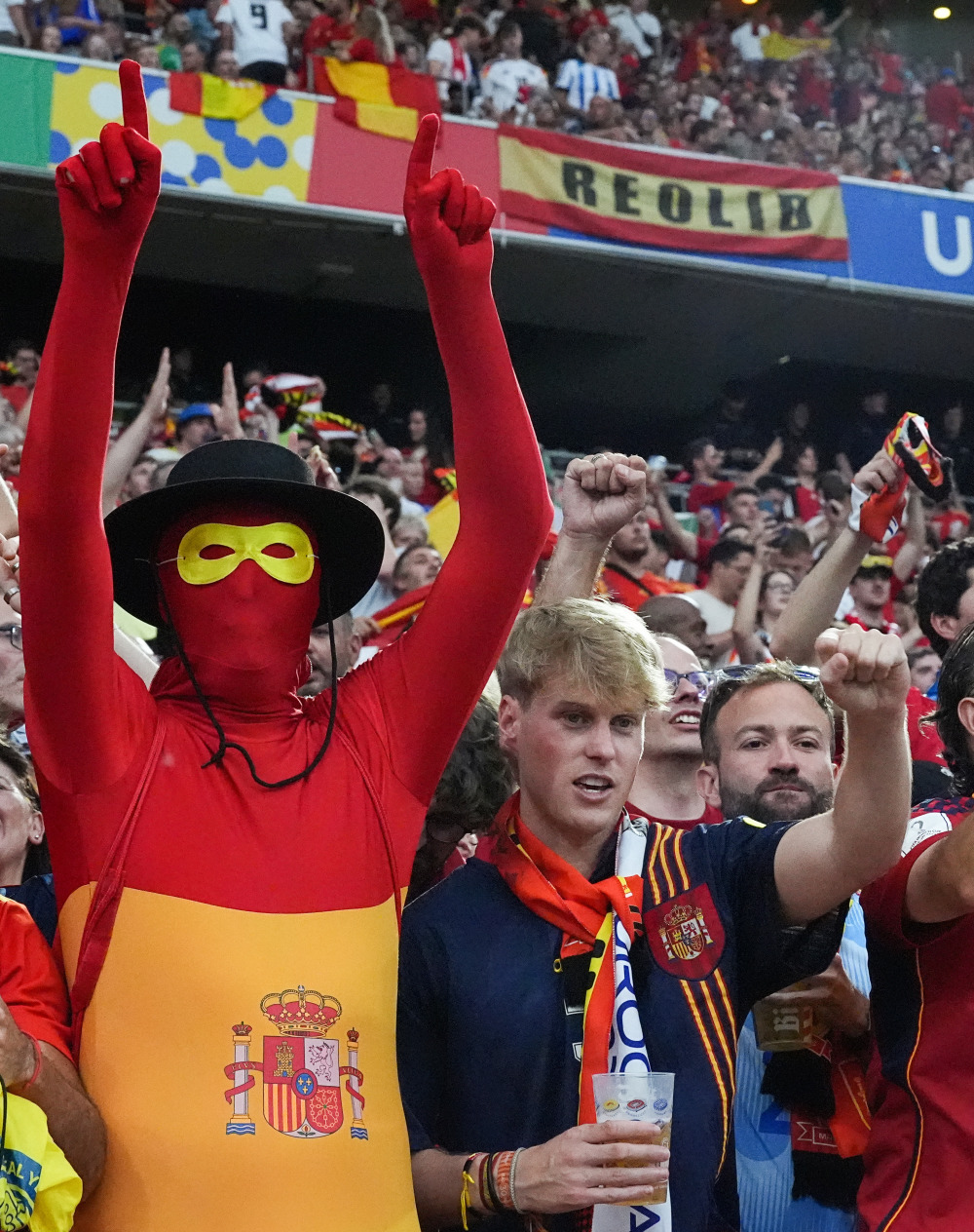 九游中国-西班牙队在比赛中获得关键得点的简单介绍