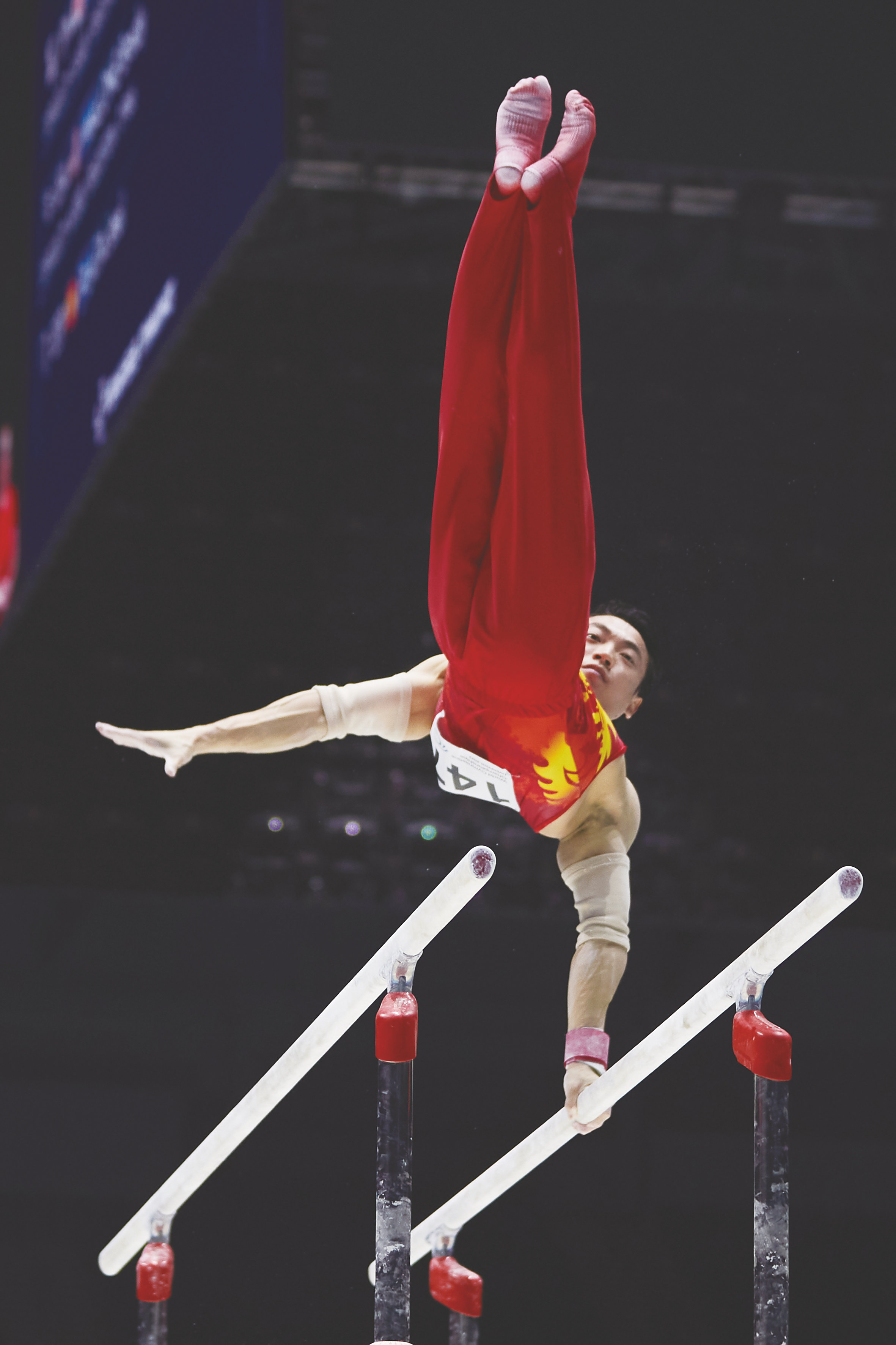 九游app下载-中国体操队获得男子团体冠军