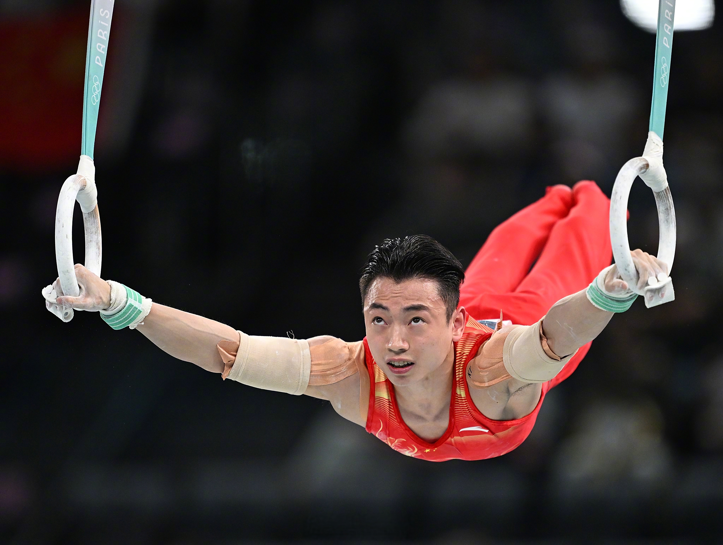 中国体操队获得男子团体冠军 中国体操队获得男子团体冠军