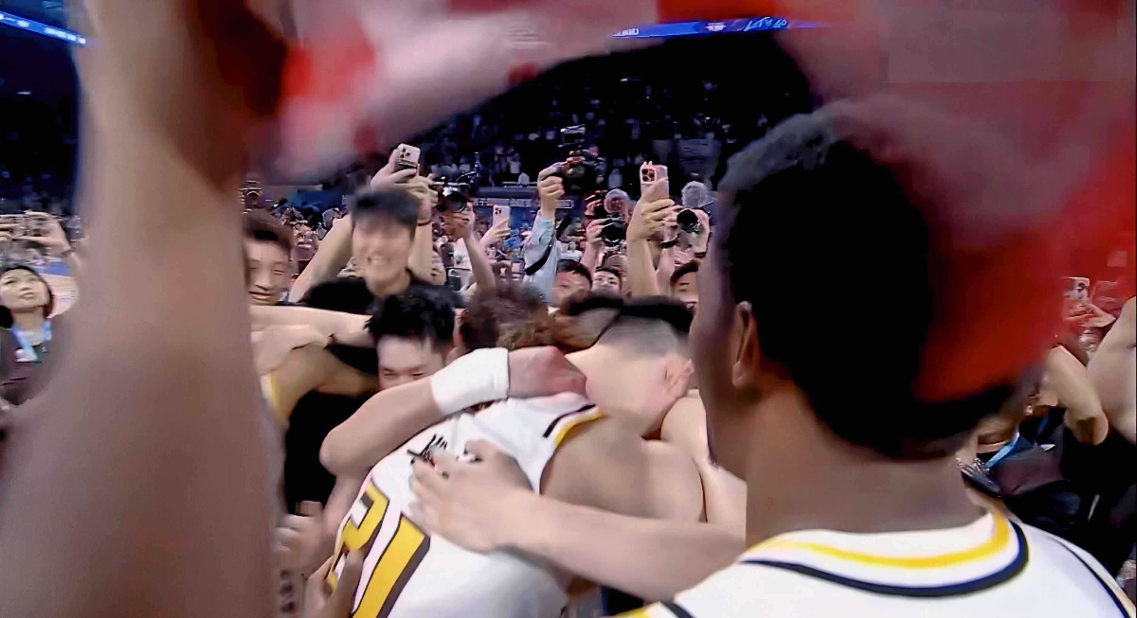 胜负瞬间揭晓，冠军风采激情战场充满挑战的简单介绍