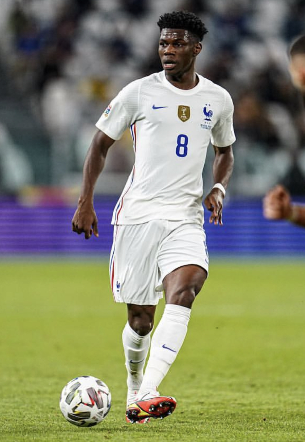 九游娱乐官方-包含曼联碾压里昂，楚阿梅尼惊艳四座的词条