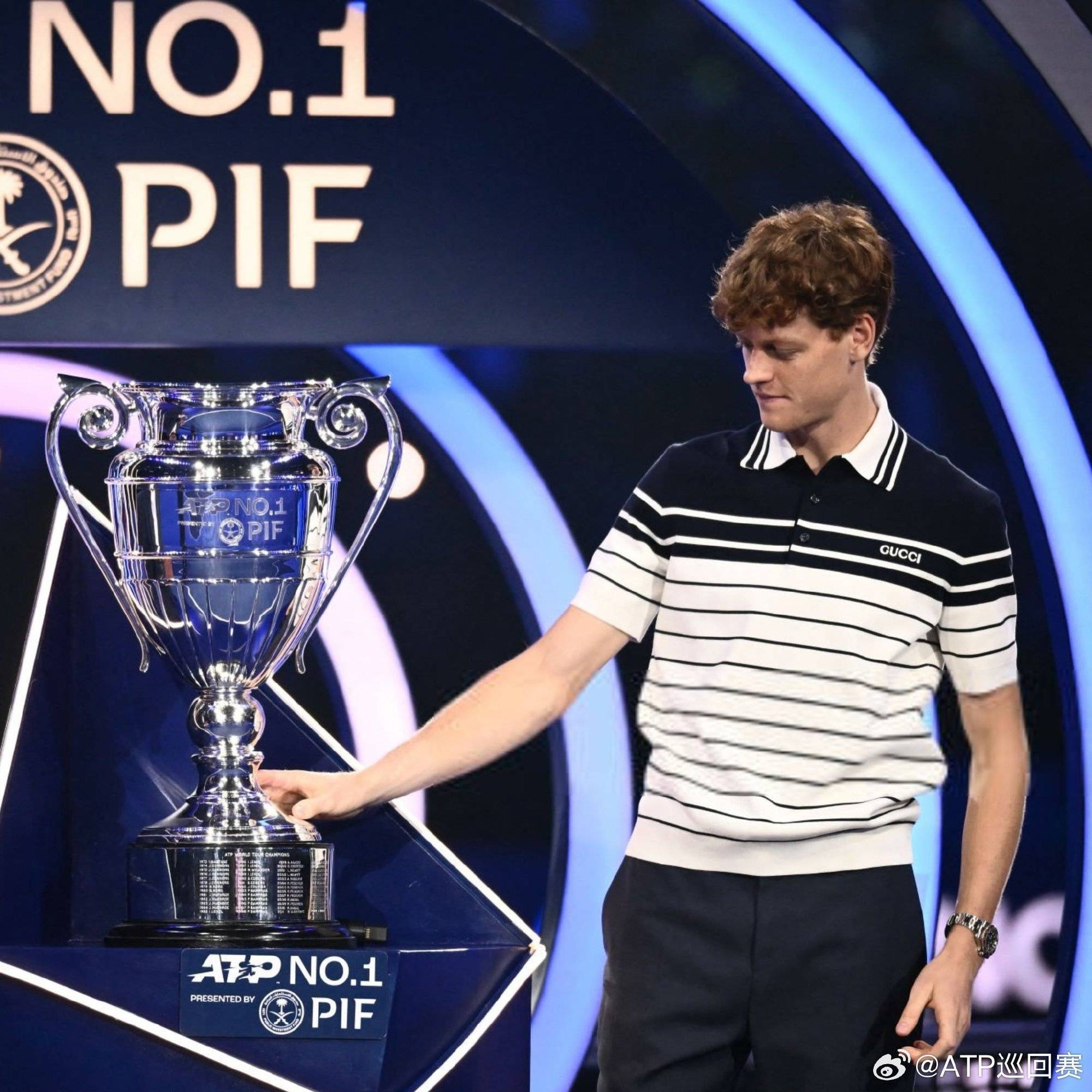 包含ATP总决赛险胜澳网，阿尔卡拉斯高光表现的词条