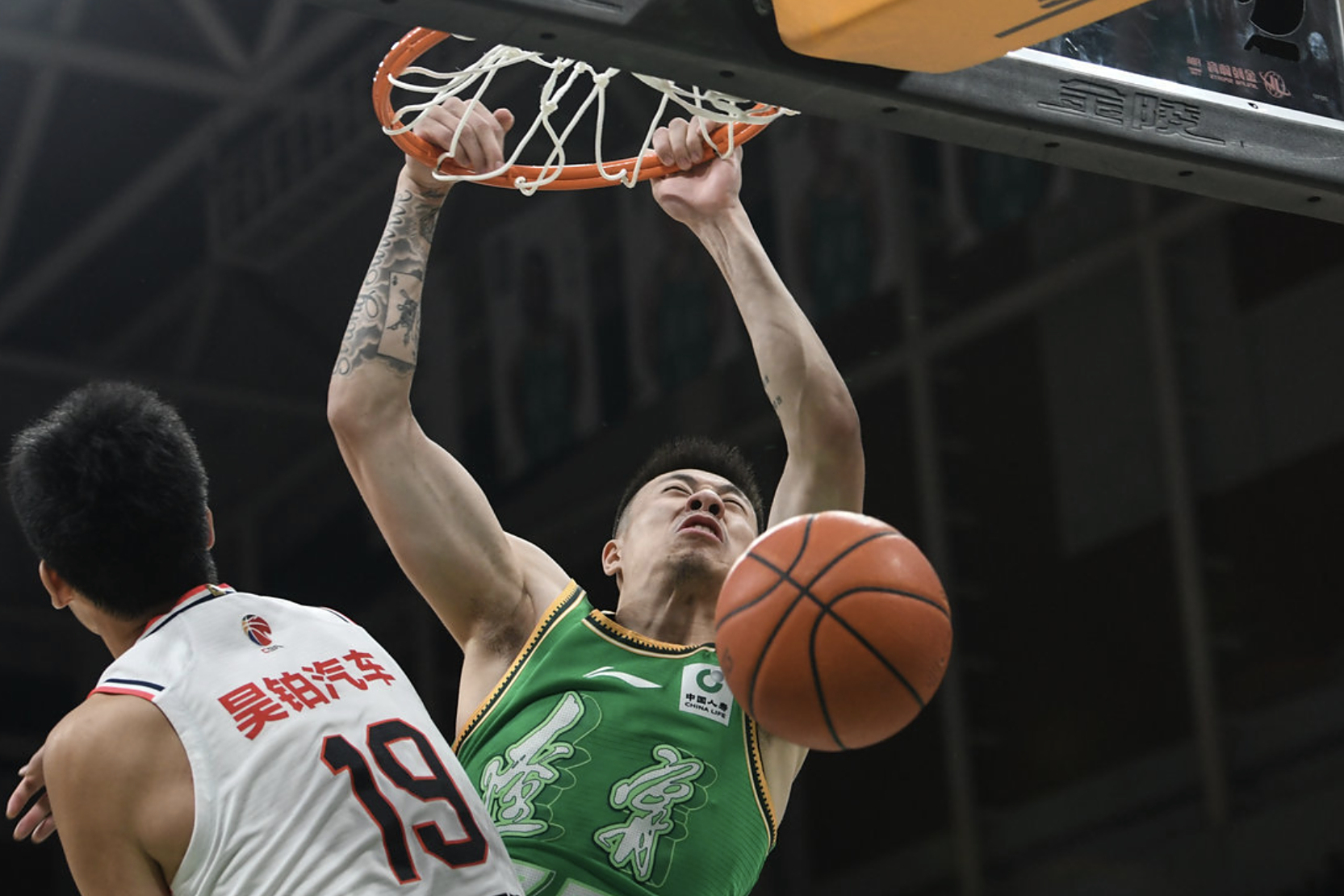 广州队完胜凯尔特人,张镇麟刷新纪录 广州队完胜凯尔特人,张镇麟刷新纪录