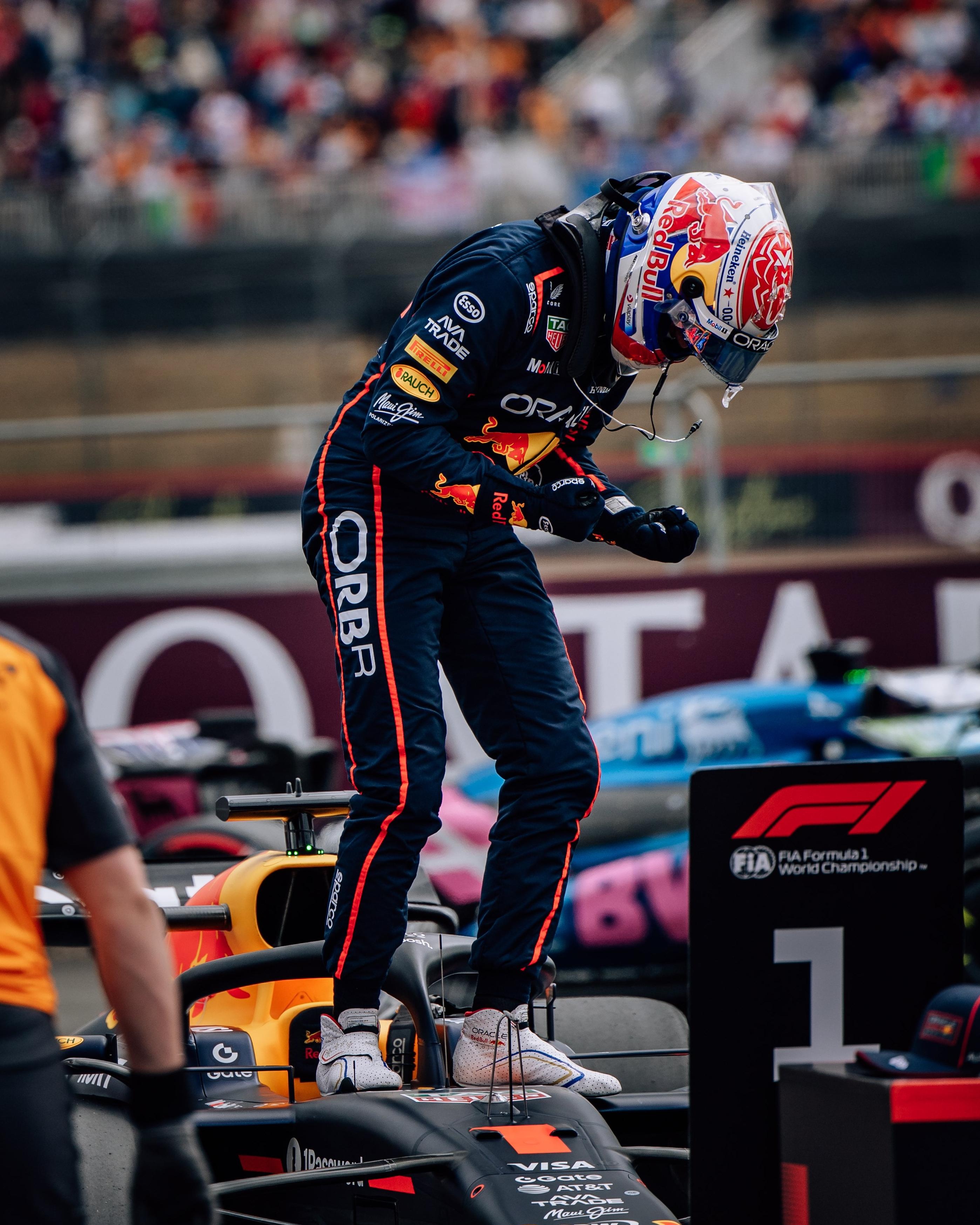 法拉利险胜梅赛德斯,维斯塔潘扛起全队的简单介绍 法拉利险胜梅赛德斯,维斯塔潘扛起全队的简单介绍