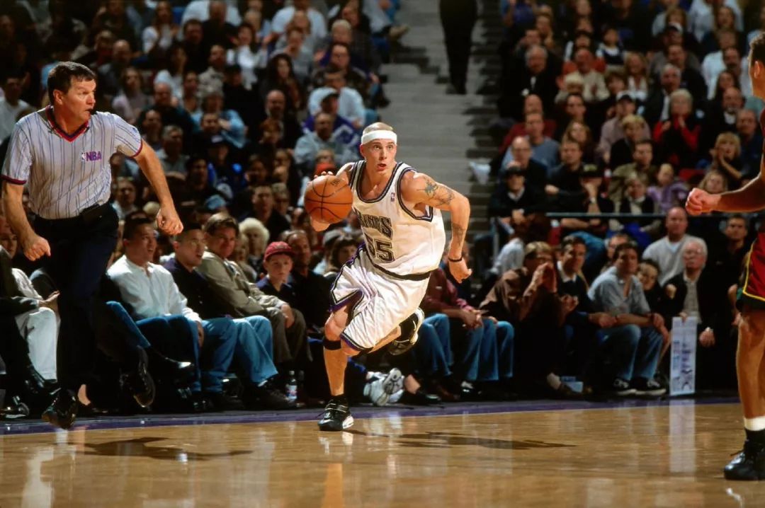 红牛二队横扫威廉姆斯，皮亚斯特里点燃赛场