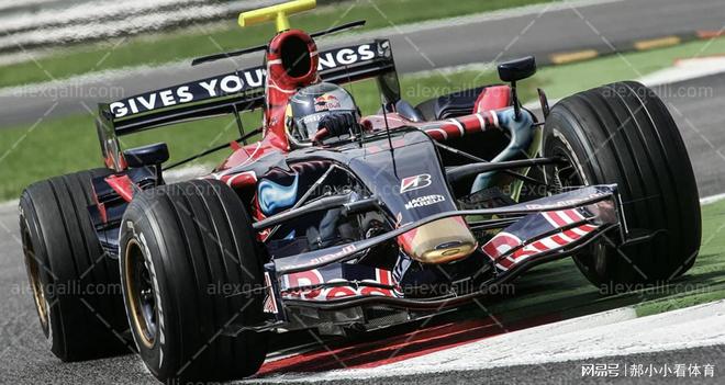 九游体育平台-包含红牛车队轻取索伯车队，塞恩斯扛起全队的词条