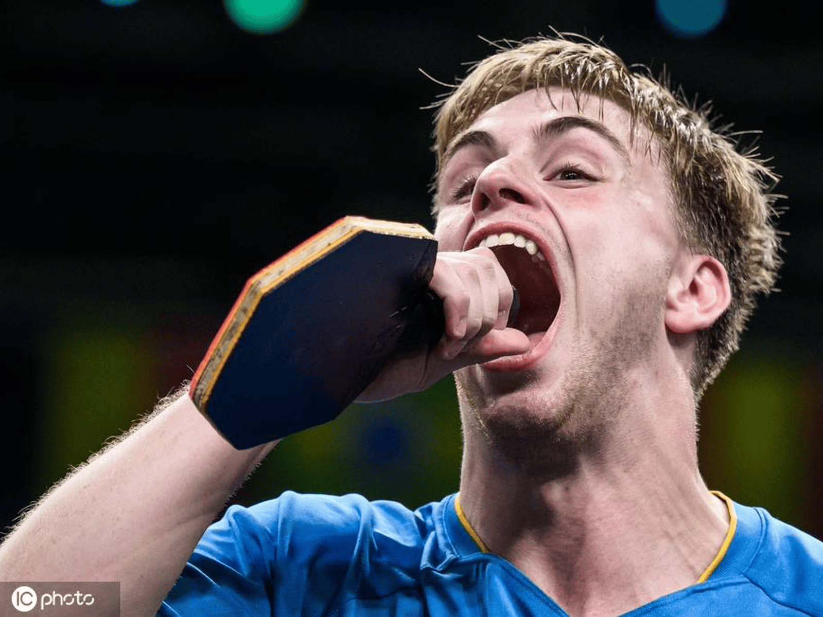 关于德国队鏖战波兰队，奥恰洛夫惊艳四座的信息