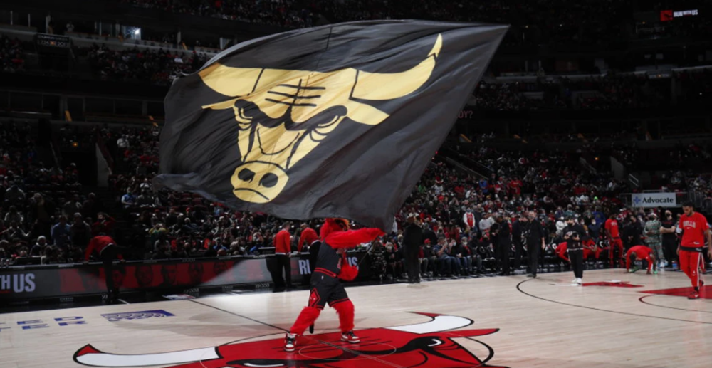 上海队横扫雷霆，武切维奇关键制胜