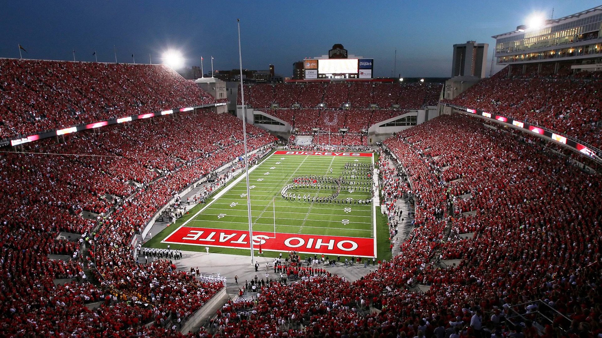 F1新赛季揭幕战，赛道上的速度与政治风暴的碰撞