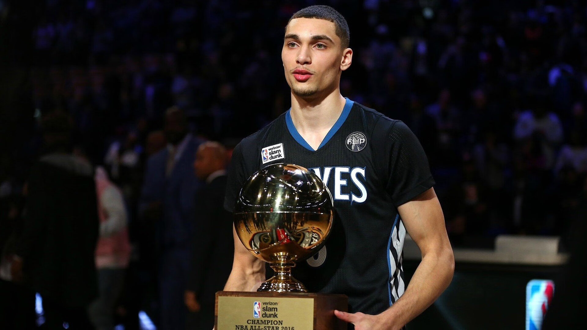 奇才完胜马刺,西亚卡姆的节奏掌控艺术