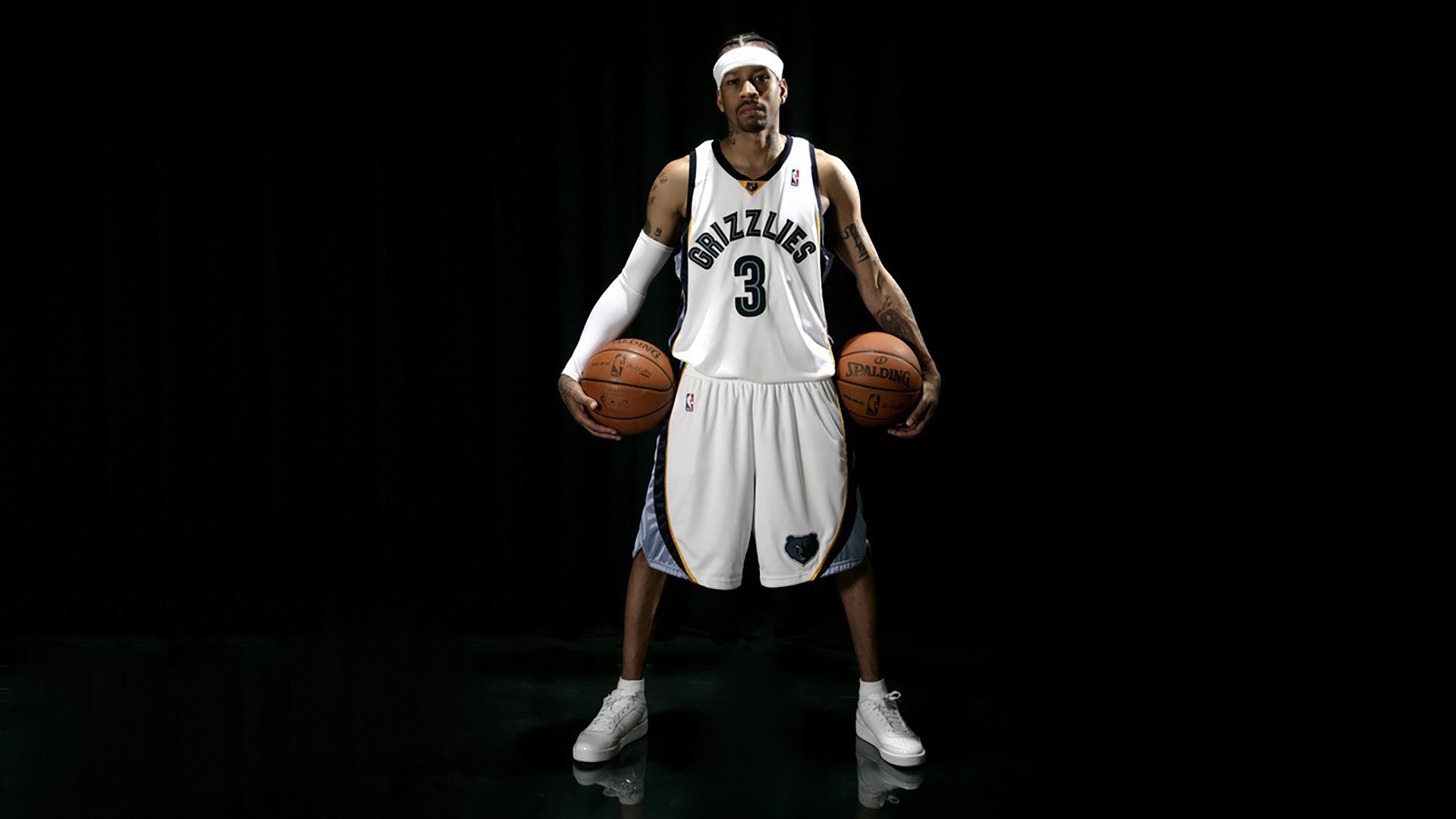 戴维斯杯鏖战铸就铁血意志,阿尔卡拉斯状态火热剑指年终总决赛王座